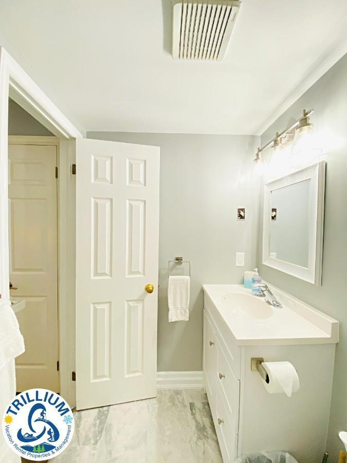 Slopeside Blue Mountain Condo - Wifi, Linens/Towels, Ski In/Out Blue Mountains Εξωτερικό φωτογραφία